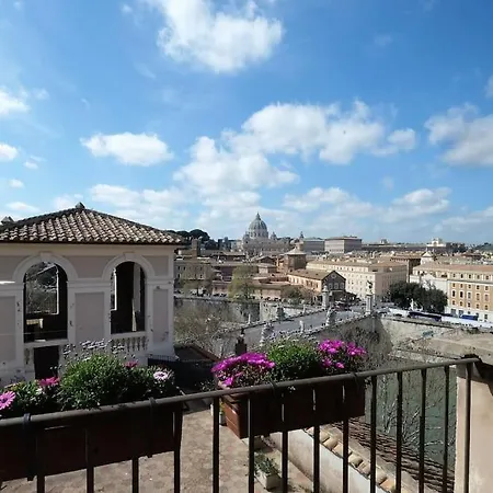 La Torre Di Castel Sant'angelo Rom